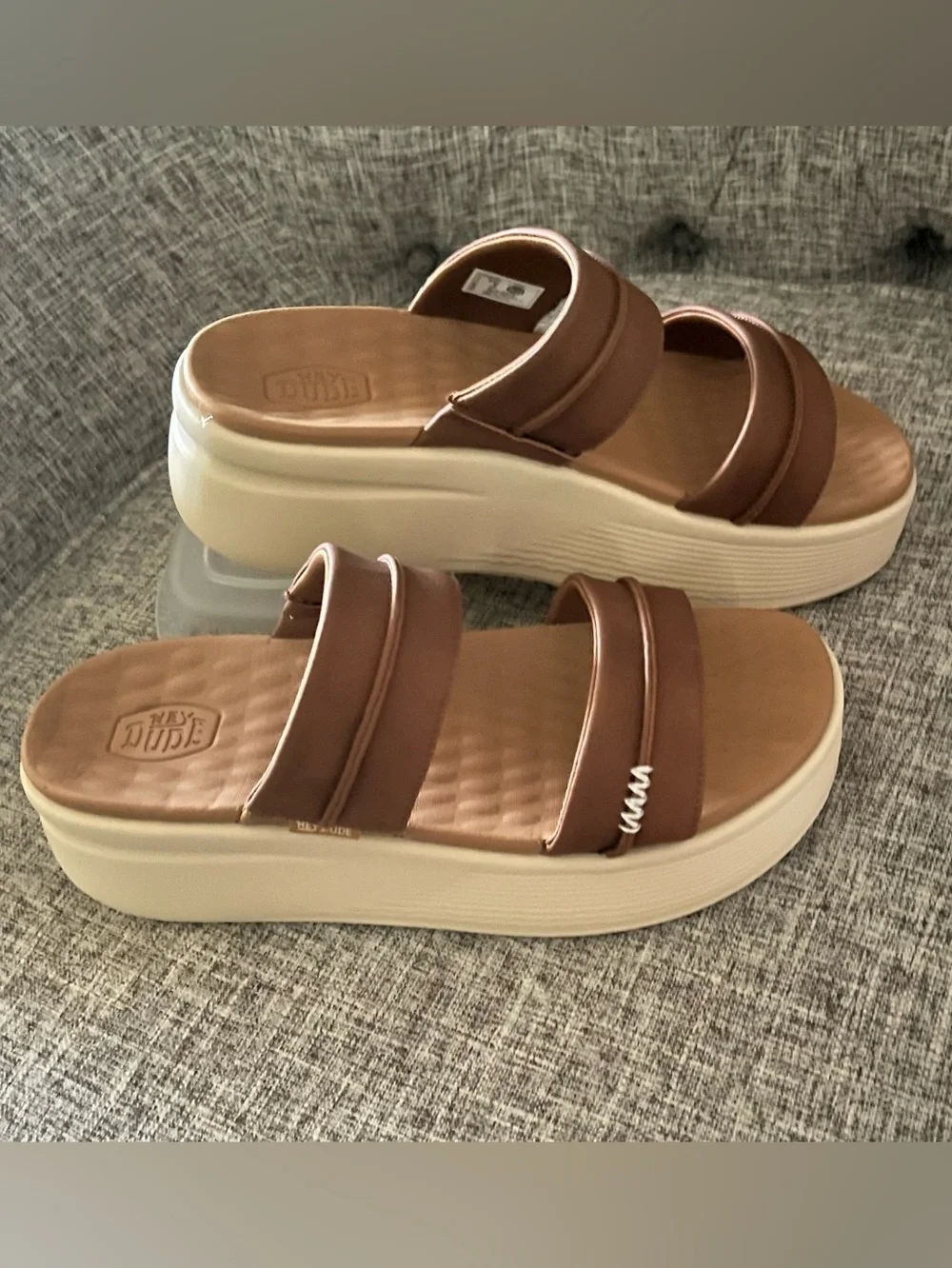 HEYDUDE
Women's Austin Slide
Classic Platform Sandal Cognac Size Women’s 10 New - Picture 2 of 10